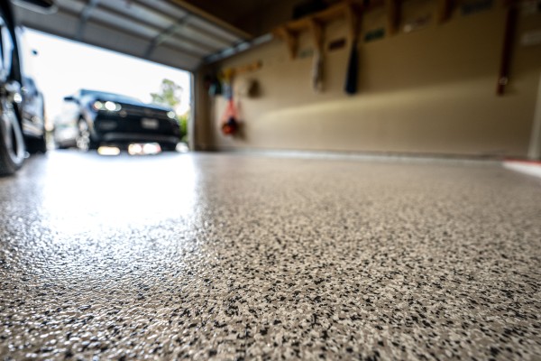 plancher garage époxy autour de Montréal